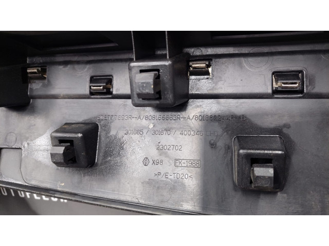 Молдинг двери передней левой 808774646R, 808777693R, 808166663R Renault Clio 4 Молдинг двери передней левой 808774646R, 808777693R, 808166663R Renault Clio 4